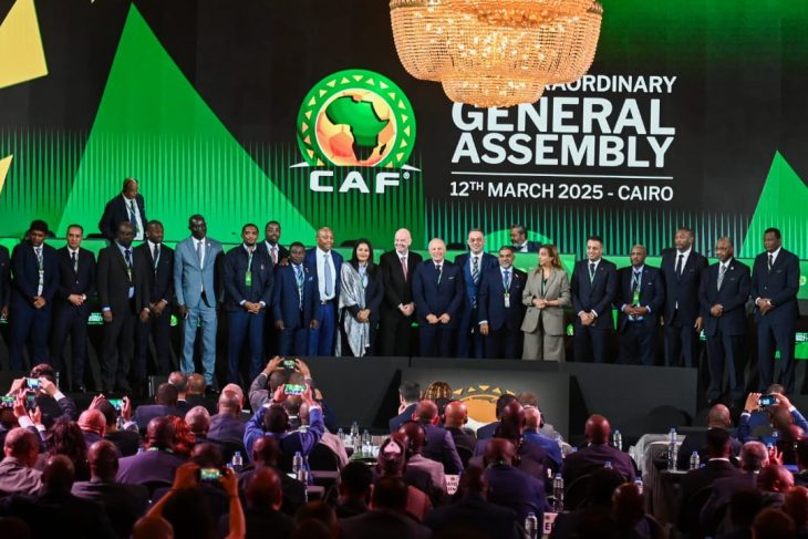 Patrice Motsepe est réélu par acclamation pour un second mandat (2025-2029) à la tête de la Confédération Africaine de Football (CAF).